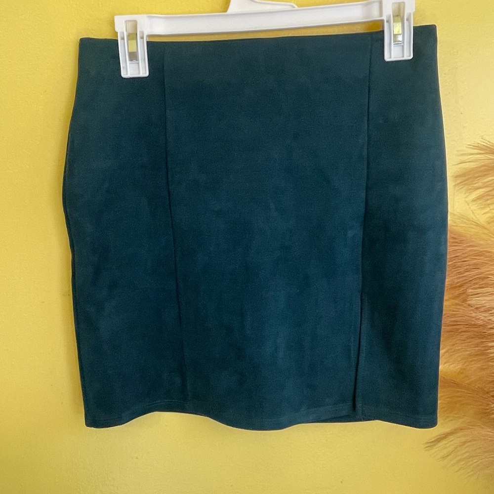 ☀️Windsor Dark Green Mini Skirt